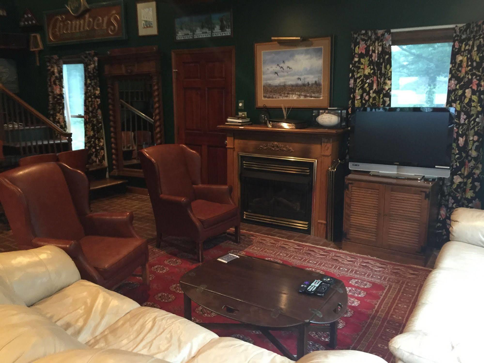 Miles River Guest House Easton Buitenkant foto